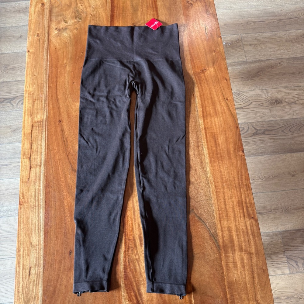 Spanx Women's Brown‎ Leggings wIt's zippers Size 2XL NWT